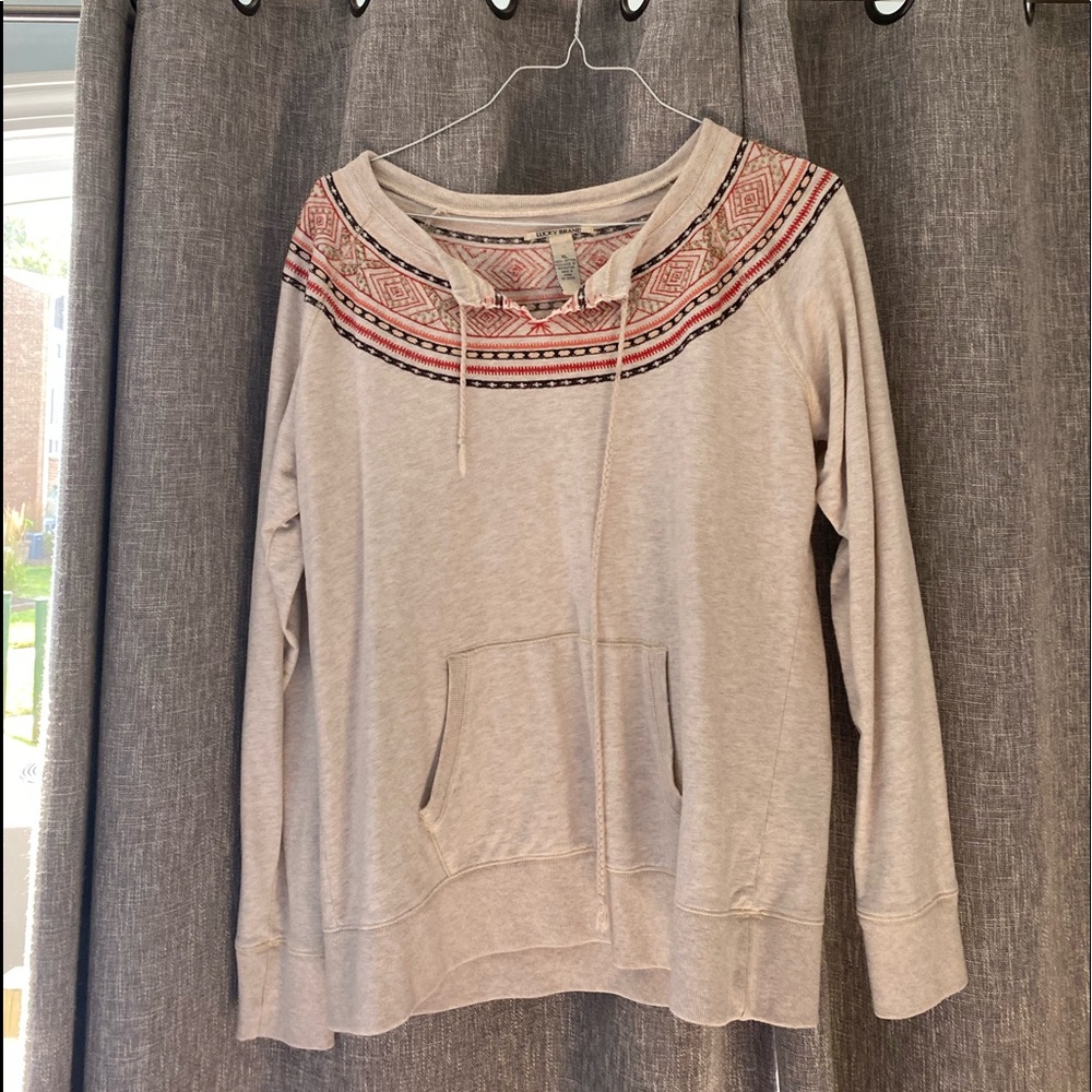 Super cute and comfy lucky brand hoodie